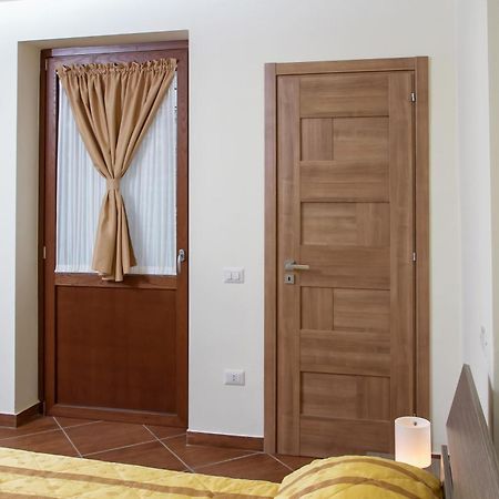 Affittacamera La Dormiente 토레쿠소 외부 사진